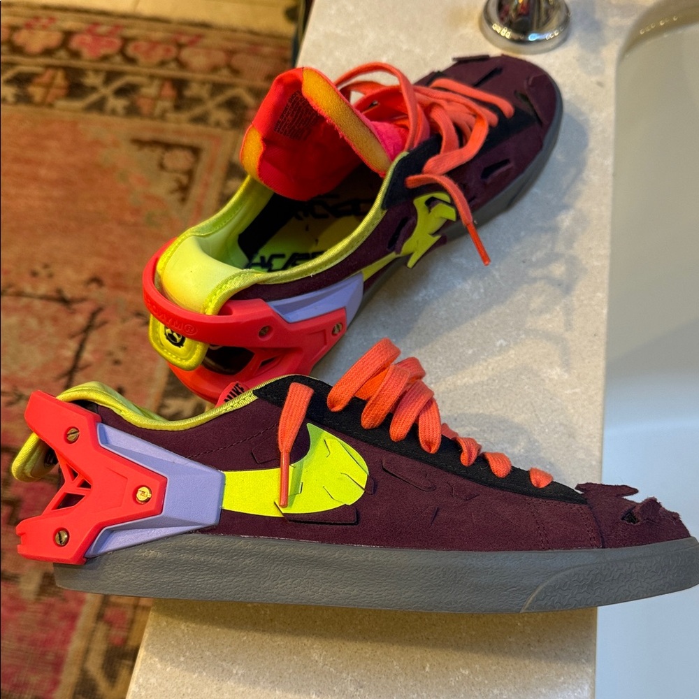 Nike Multicolor Sneakers with Orange and Purple Accents